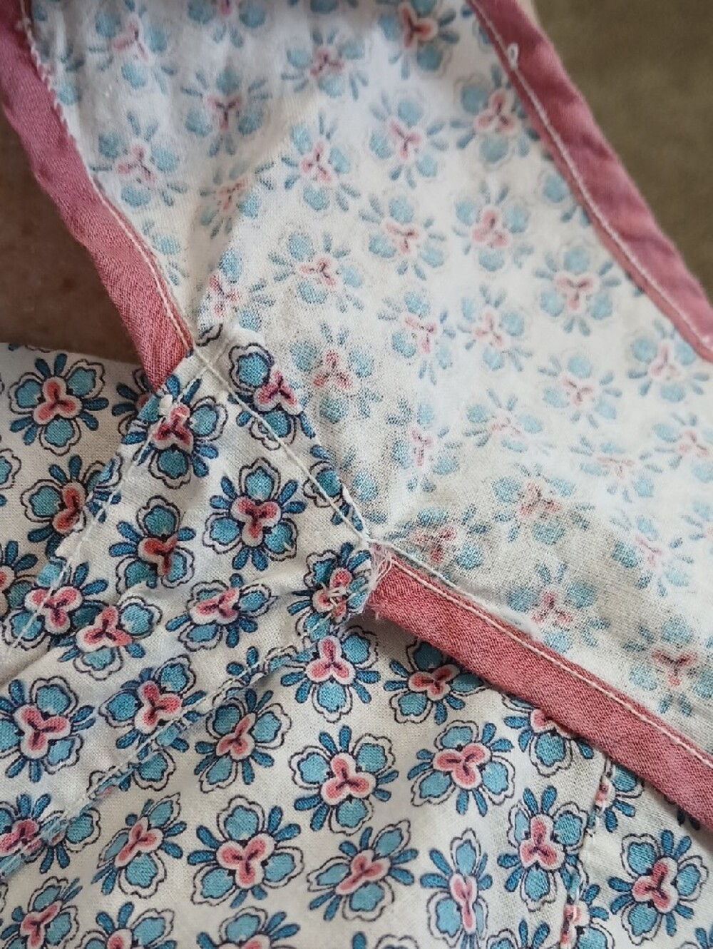 💕Handmade Vintage Floral Apron - Picture 13 of 14
